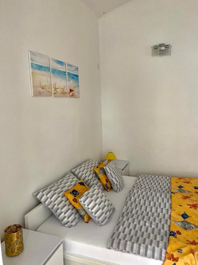 Grande Familia Apartman Apartment Eger Ngoại thất bức ảnh
