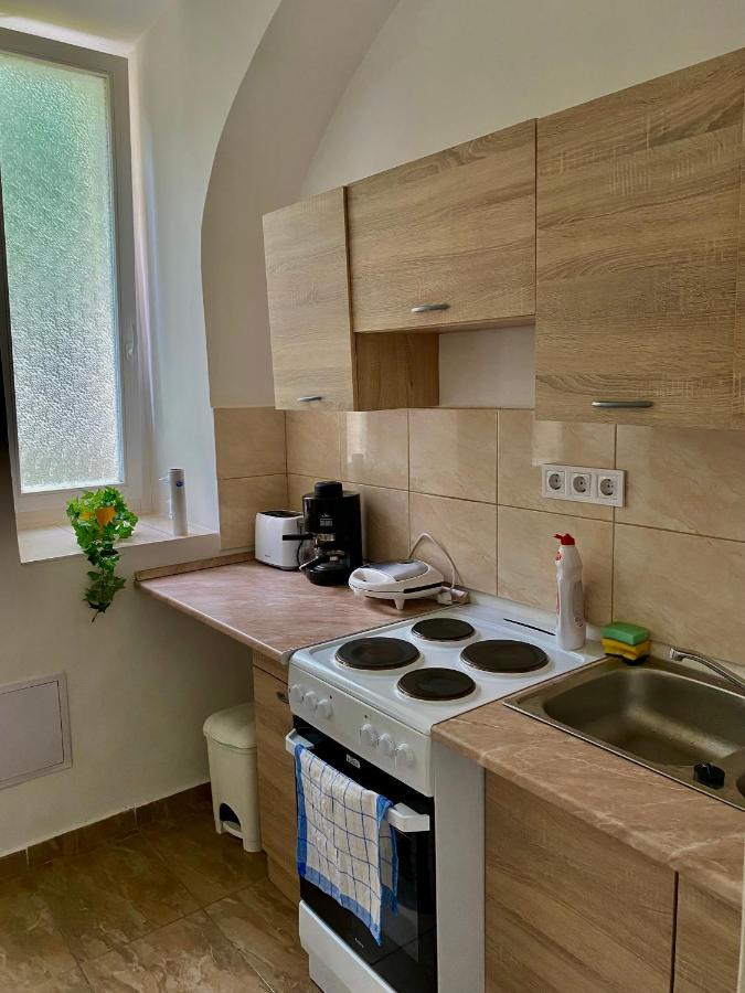 Grande Familia Apartman Apartment Eger Ngoại thất bức ảnh